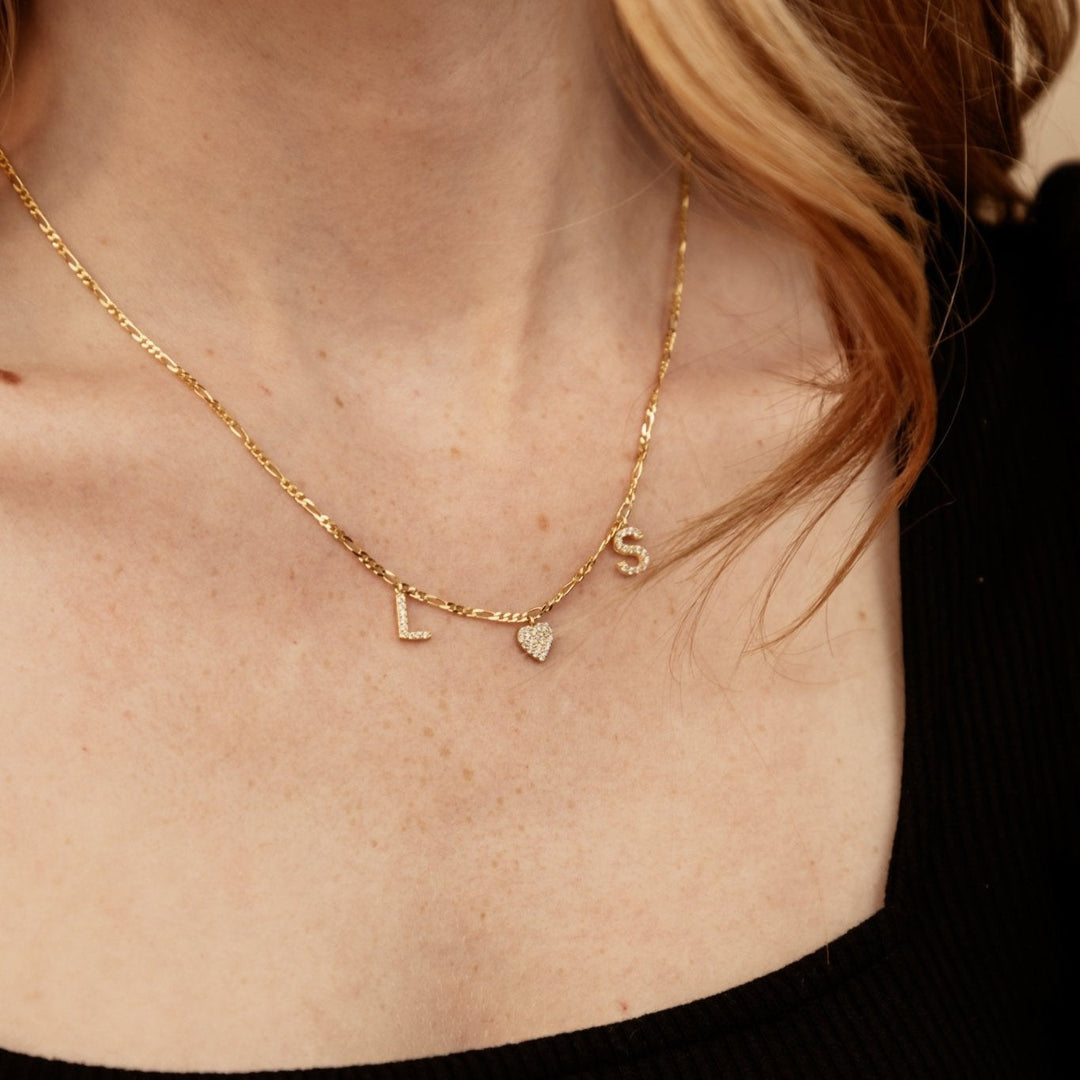 Buchstabenkette mit Herz - Tash Jeweler