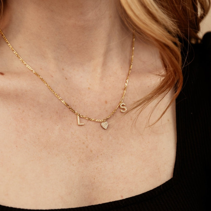 Buchstabenkette mit Herz - Tash Jeweler