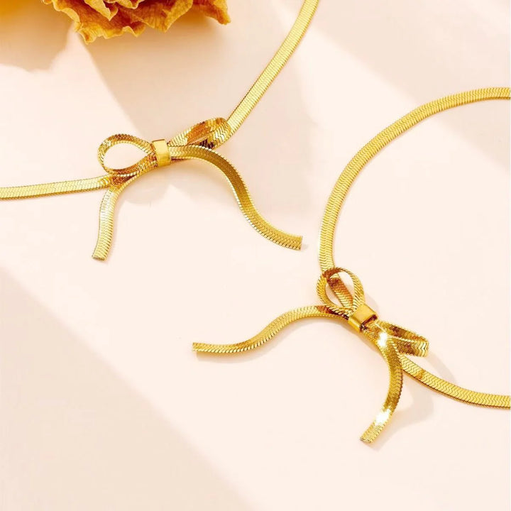 Schlangenschleifen-Halskette